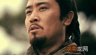 历史上孙权把荆州借给了刘备，他得到了什么？