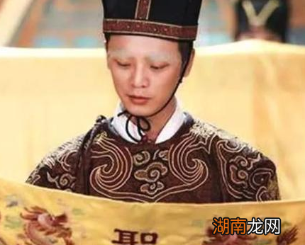 古代太监身上味道那么重 妃子为什么还要巴结太监