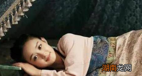 古代睡觉为什么要用陶瓷做的枕头 古人睡觉不会变扭吗