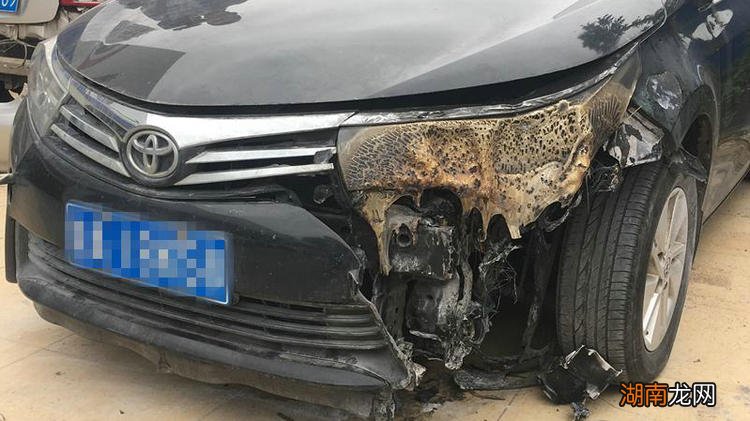 车头塑料壳破了修复多少钱