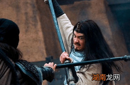 黄忠的真实实力怎么样?真的只有箭术好吗?