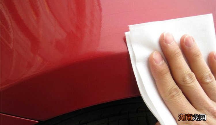 汽车漆面涩不光滑是怎么回事