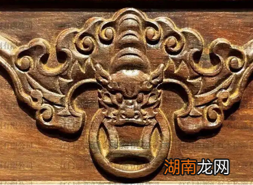 在中国古代,蝙蝠有何象征?