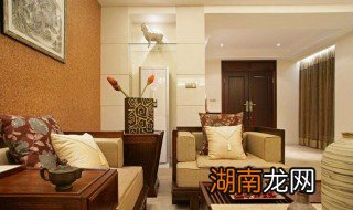 新中式更倾向于什么色调的衣服 新中式更倾向于什么色调