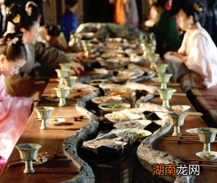 俗话说民以食为天 古人一天只吃两顿饭吗