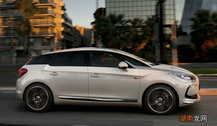 车刚停下来怎么有响声