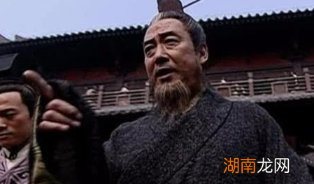 汉景帝削藩其他人都乖乖就范了 吴王刘濞为什么会造反