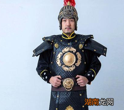 古代铠甲有一个护心镜 这东西到底有什么作用