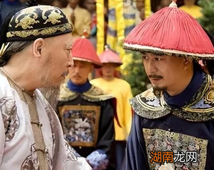 乾隆宴请3000老人吃饭 他们吃完饭后为何相继去世