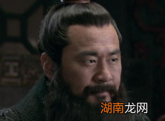 如果袁绍不盲目发动官渡之战，他能最终击败曹操吗？