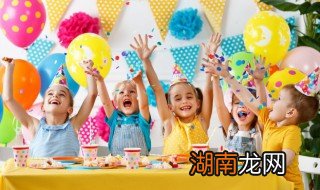 小孩老吃糖怎么样才让他自己不吃 如何教育小孩子不要吃糖