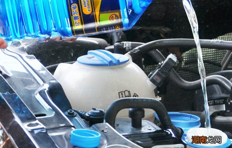 自来水加洗洁精做玻璃水好吗