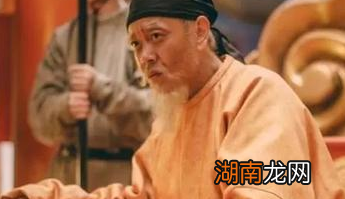 十恶不赦的“太监宰相”李辅国最后是怎么死的?