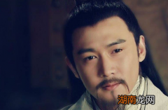 诸葛亮在草船借箭的时候 曹操为何不直接放火箭