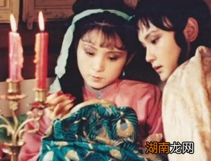 古代夫妻同房的时候 守在一旁的丫鬟不尴尬吗