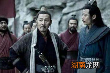 项羽明显比刘邦优秀很多,为何最终成就霸业的是刘邦?