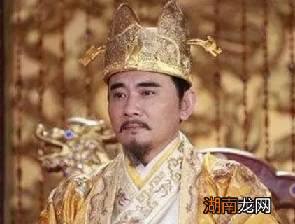 在古代大一统王朝当中 都城为何大多数都在北方