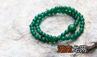 如何鉴别真假翡翠? 怎么辨定鉴定翡翠真假