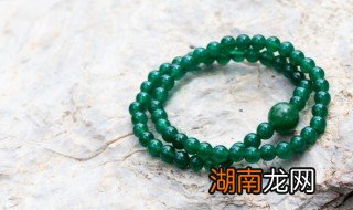 圆圈翡翠玉图片 圆圈翡翠叫什么意思