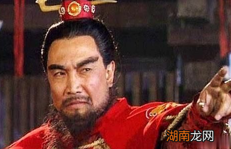 赤壁之战,曹操想胜利需要怎么做?