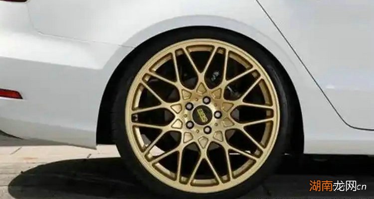 16寸轮毂改17寸轮毂年审能过吗