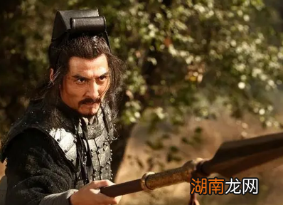 邙山之战中,李密带领的瓦岗军为什么败给了王世充?