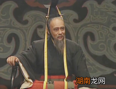 韩赵魏三家为什么能逼迫其他国家国君,联手向周天子施压呢?