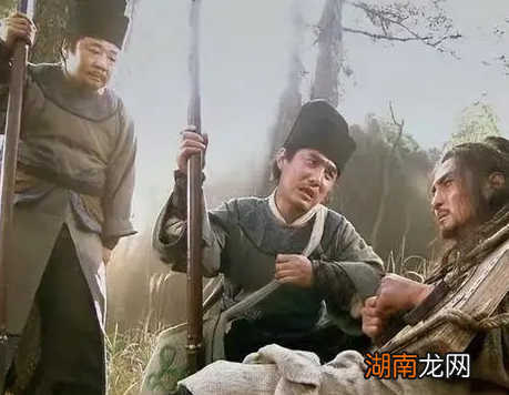 古代女囚流放千里路途遥远 官差为什么还要抢着去做