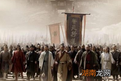 宋江为何会选择招安？并不是他迂腐