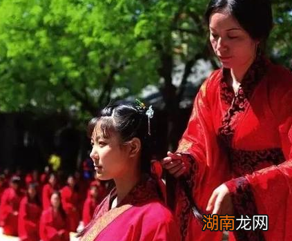 古代女子一般到十三岁左右就嫁人 如果古人不嫁又会怎么样