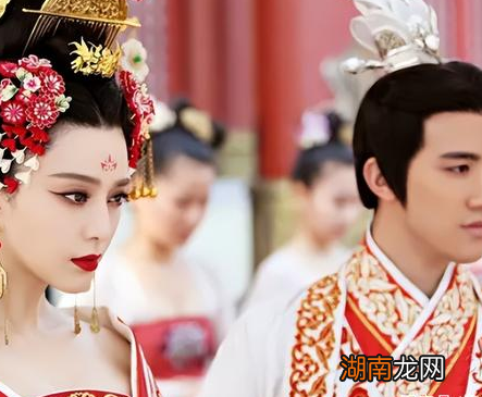 武则天身为女子是怎么坐上皇位的 之后为什么再也没有出现女皇帝