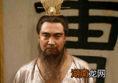 曹操死的时候，汉献帝为何没能夺回权利呢？