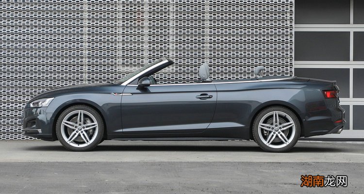 敞篷车是什么意思