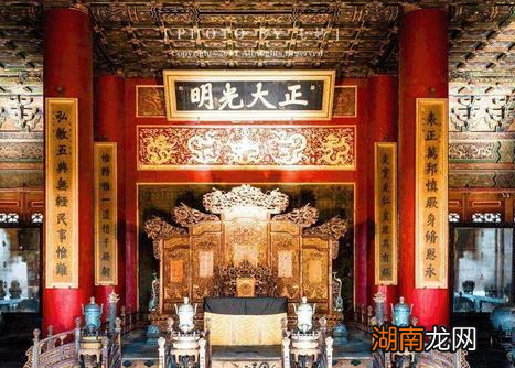 明末故宫遭到了大规模的破坏 清朝皇帝又在什么地方就寝