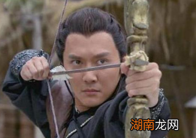 杨谅起兵造反时李渊也兵精粮足，为什么他迟迟不造反呢？