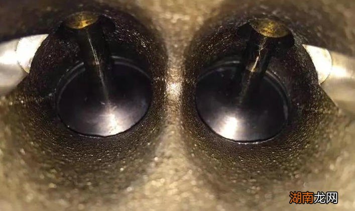 积碳可以通过高速自行排出吗