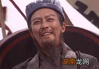 费祎遇刺身亡，第一嫌疑人为什么是姜维？