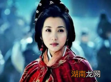 曹操将赤兔马与貂蝉送给关羽，关羽和刘备是怎么对待貂蝉的？