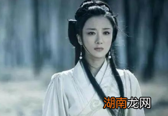 曹操将赤兔马与貂蝉送给关羽，关羽和刘备是怎么对待貂蝉的？