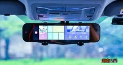 如何拆卸粘好的行车记录仪