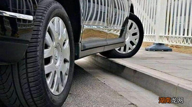 轮胎侧面挤了一下要紧吗