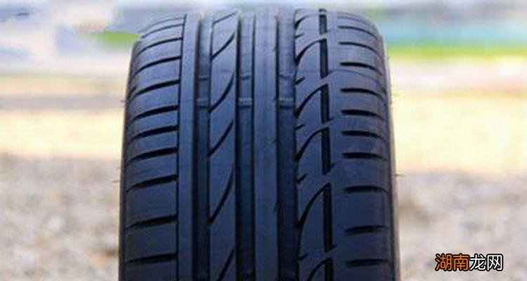 轮胎6层和8层哪个好