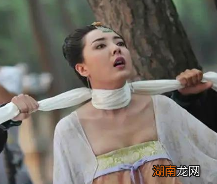 古代皇帝死前如果让妃子殉葬 妃子不想死怎么办