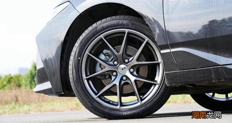 轮毂不变265换285轮胎可以吗