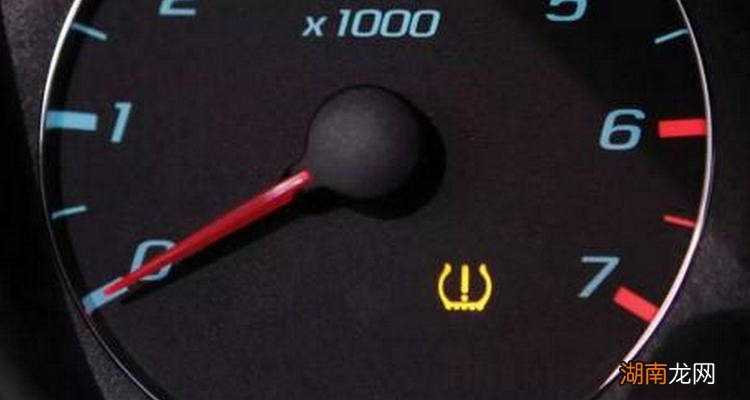 轮胎故障灯亮了但是胎压没问题怎么办