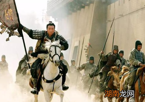 古代将军造反士兵都会听教军的 士兵不是效忠皇帝吗