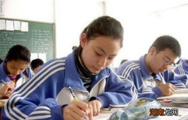 情感问题提问电台文本情感故事长篇