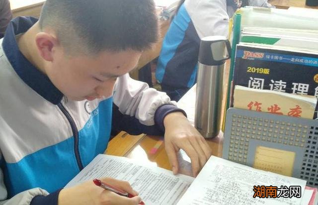 情感问题提问电台文本情感故事长篇