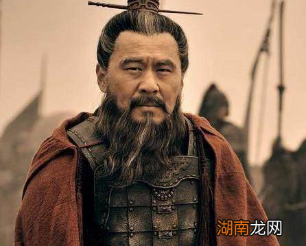 赤兔马说送就送了 曹操为什么对关羽那么好