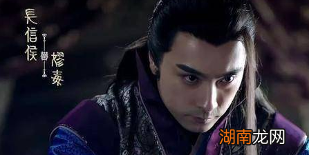 扶苏有大将蒙恬还有几十万大军 扶苏为什么不反抗就自杀了